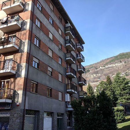 Casa Della Nonna Per Voi Parcheggio Gratuito Condizionatore Portatile Cir 0052 アオスタ エクステリア 写真