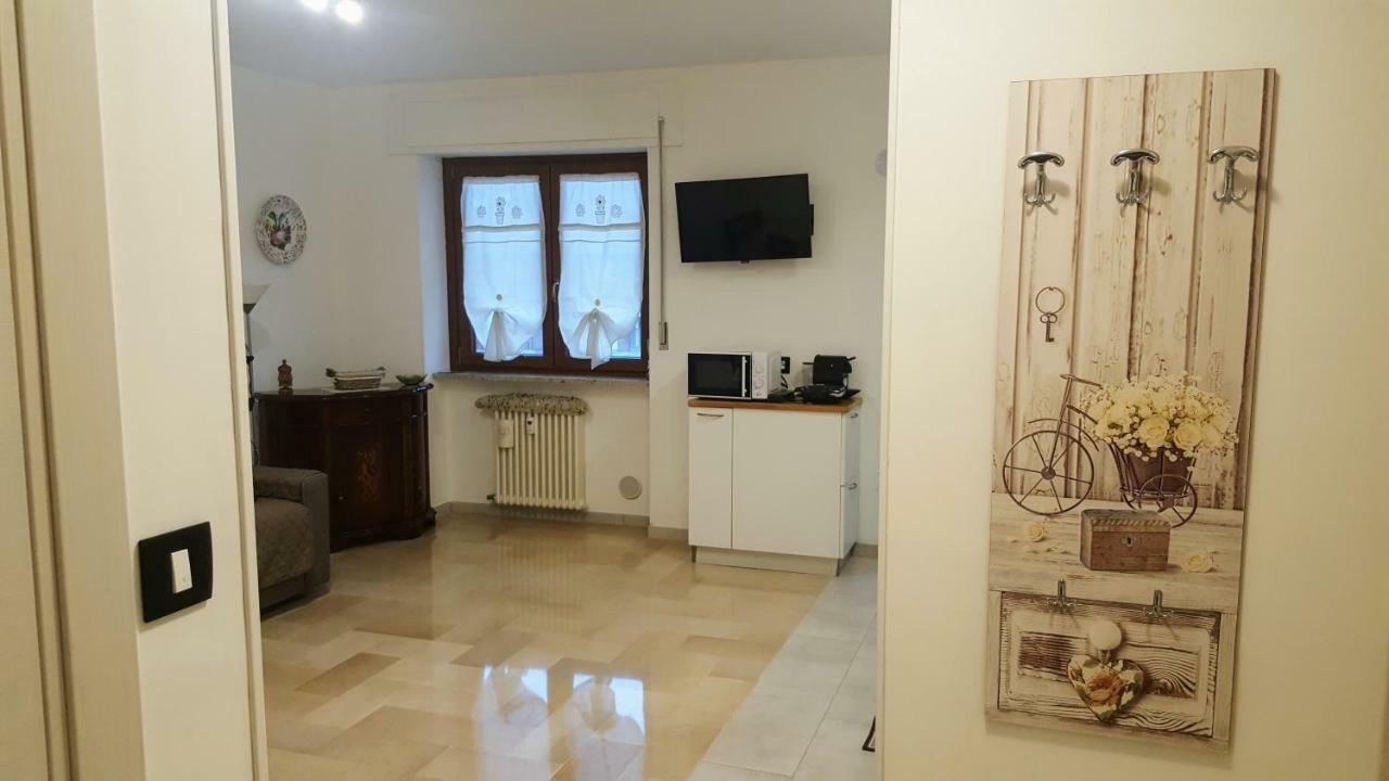 Casa Della Nonna Per Voi Parcheggio Gratuito Condizionatore Portatile Cir 0052 アオスタ エクステリア 写真